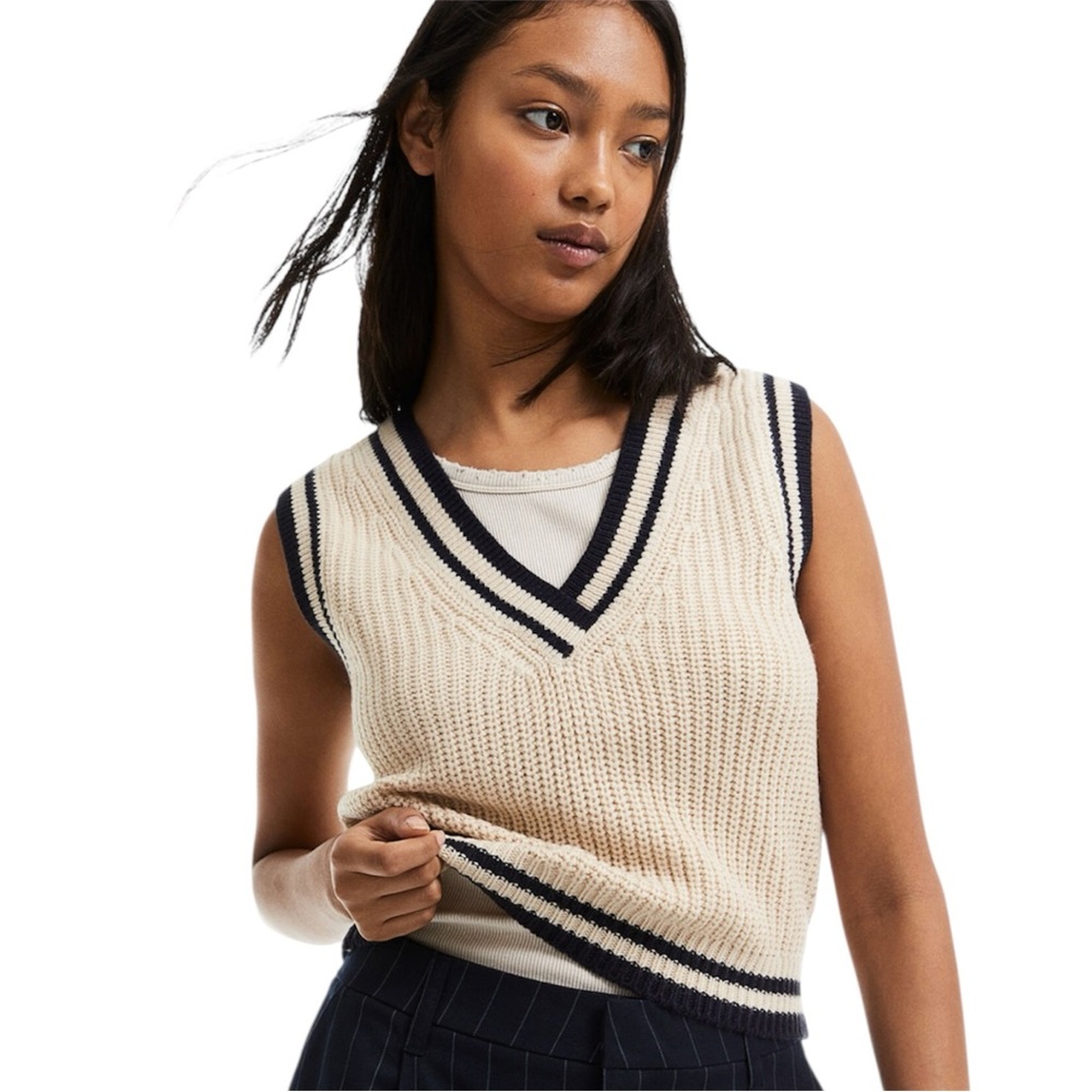 H&M Cream & Black Knit Vest Women’s Size XXS EUC